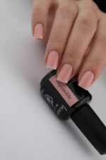 Builder Gel In A Bottle Impossible 30ml, Trendy Nails - imagine 2