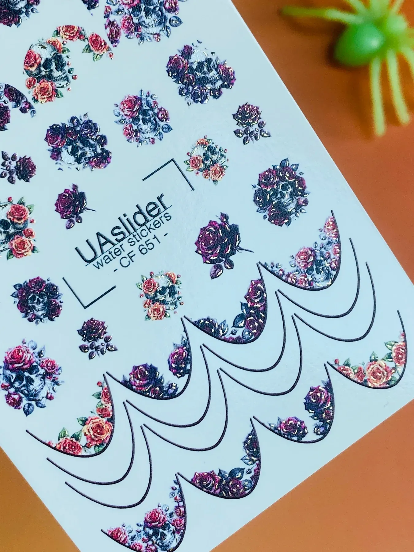 slaider-dyzain-color-and-foil-651-83134829596931 UA Slider CF 651 - imagine 1