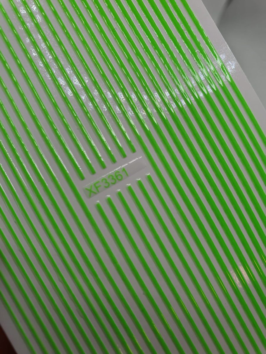 WhatsApp-Image-2022-05-06-at-13.00.33.jpeg Stickere Linii Verde Neon XF3361 - imagine 1