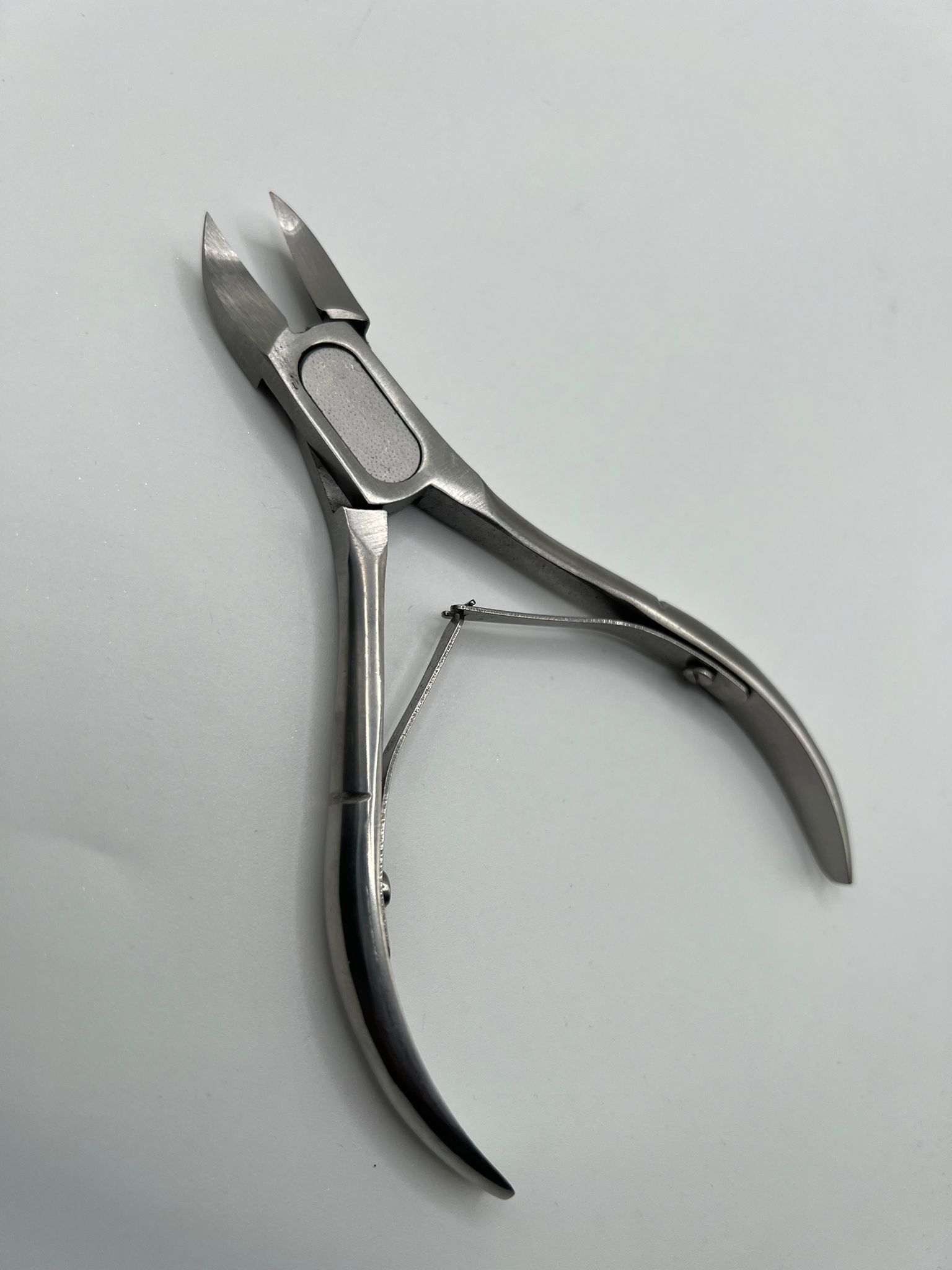 WhatsApp-Image-2024-01-28-at-21.42.26.jpeg Cleste Pentru Unghii Anny Professional - imagine 1