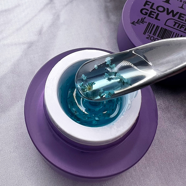 flower_gel_tiffany_gel_dlya_dizayna_s_tsvetami_5_gr_.jpg Flower Gel Tiffany 5gr, Patrisa Nail - imagine 1