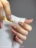 Builder Gel In A Bottle Silver Peony 10ml, Trendy Nails - imagine 2